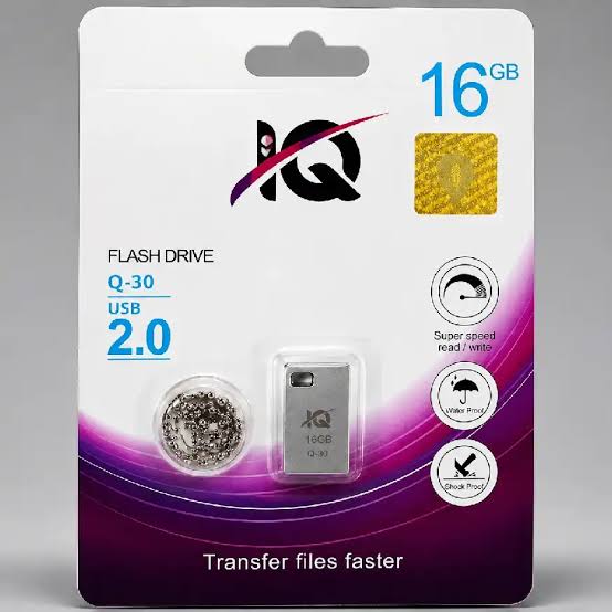 فلش IQ مدل Q-30 ظرفیت 16 گیگابایت